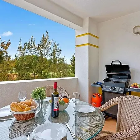 Sleeps 4 With Pool And Air Con 公寓 维拉摩拉
